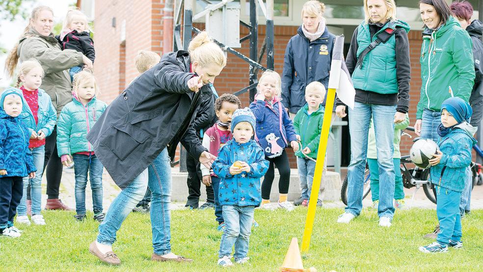 Die Kinder-Olympiade wurde erstmals 1979 ausgerichtet. Es gibt sie noch heute. Erst gestern wurde sie im Rahmen der Jubiläumssportwoche wieder veranstaltet.  © Foto: RZ-Archiv