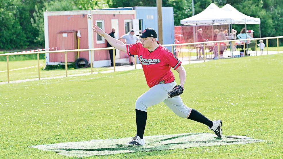 Auf die guten Würfe ihres Pitchers Sebastian Voß hoffen die Deichgrafen auch heute.  © Foto: Bruins