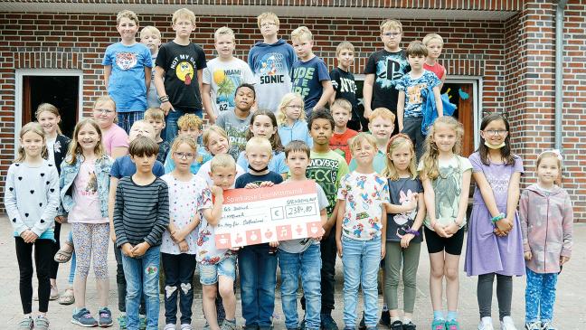 Grundschüler laufen für Flüchtlingshilfe