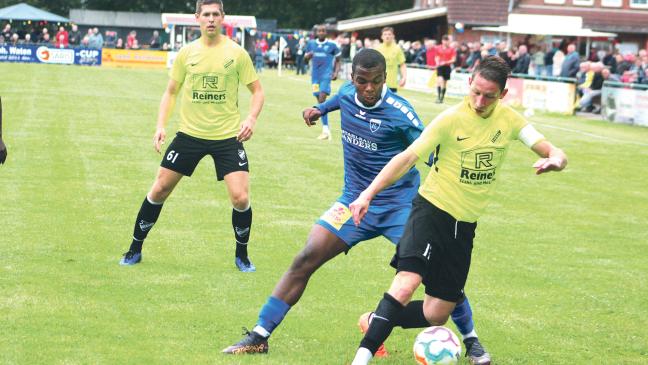 Firrel stößt Kickers Emden vom Thron