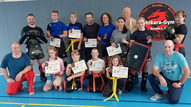 Bunder Kickboxer lassen sich nicht unterkriegen