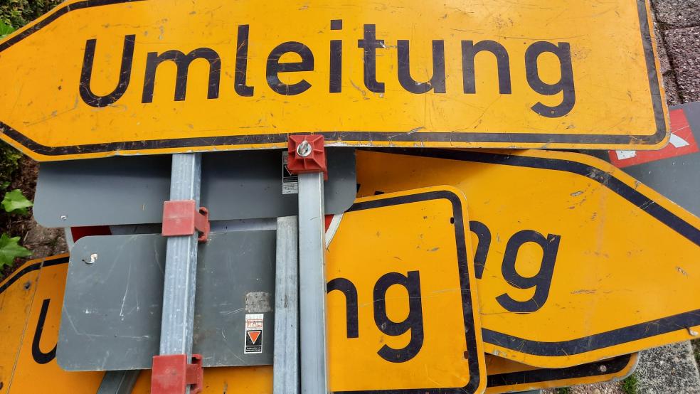 Der Verkehr aus Richtung Hesel kommend wird ab August großräumig über die B436 nach Nortmoor und weiter über die L24 nach Filsum umgeleitet. © Szyska (Symbolfoto)