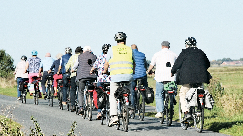 Gruppen mit mehr als 15 Fahrradfahrern gelten als ein Fahrzeug.  © Foto: privat