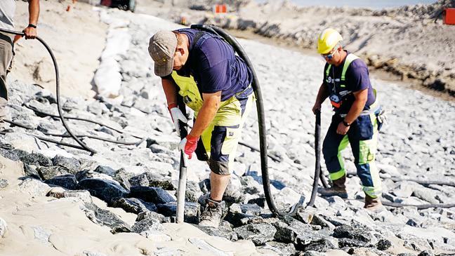 Mit Natursteinen und Beton