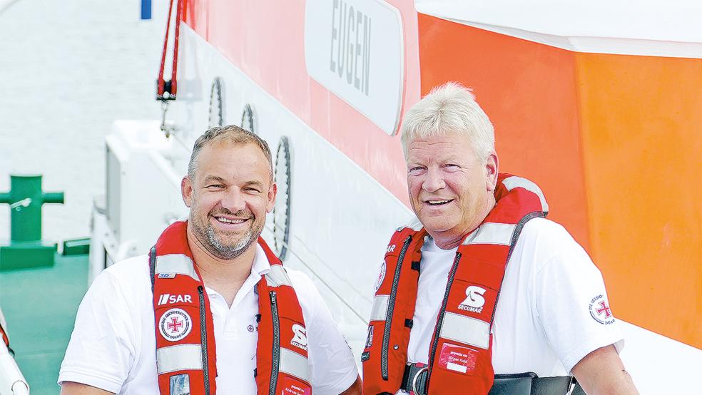 Heiko Erdwiens (links) hat Peter Henning als Vormann auf der DGzRS-Station Norderney abgelöst.  © Foto: DGzRS/Frank Kahl