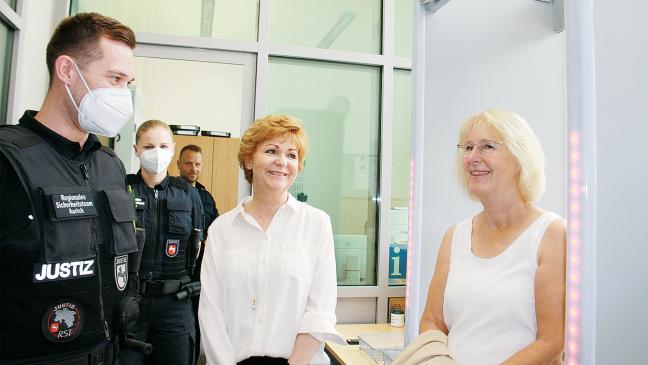 Sicherheit in den Gerichtssälen