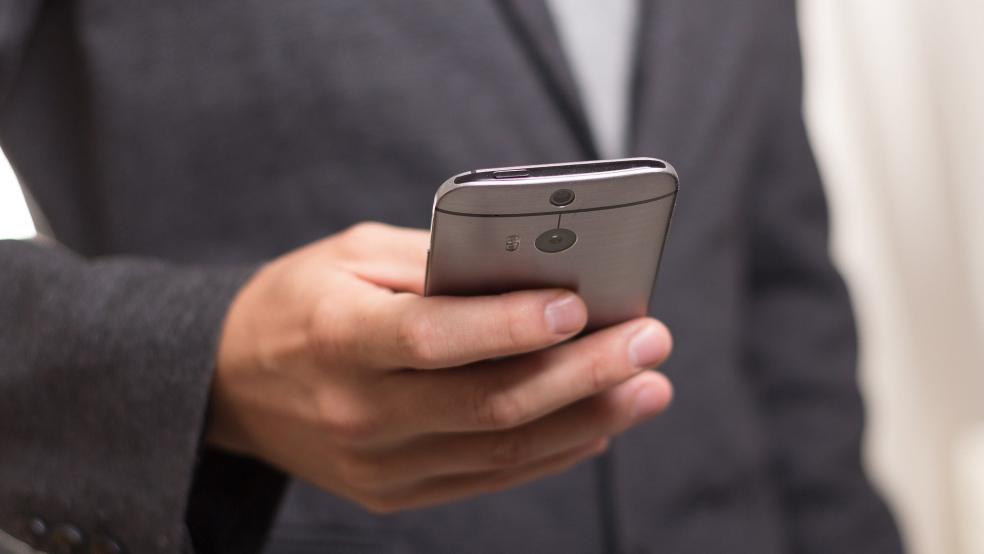 Per Whats-App-Handynachricht geben sich Betrüger immer wieder als nahe Verwandte ihrer Opfer aus und versuchen so, Geld überwiesen zu bekommen.  © Foto: Pixabay