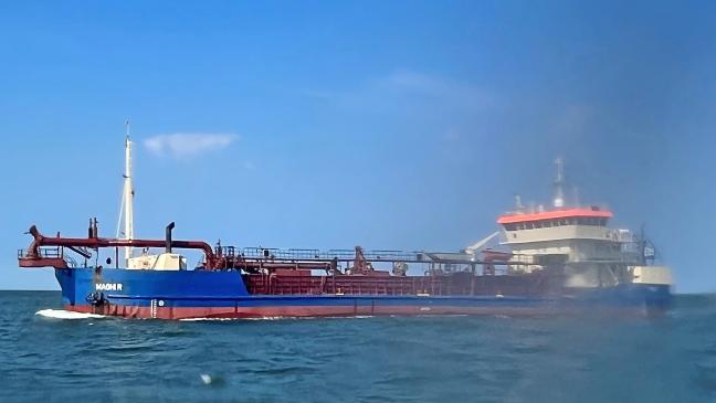 Verletzten Seemann von Bord geholt