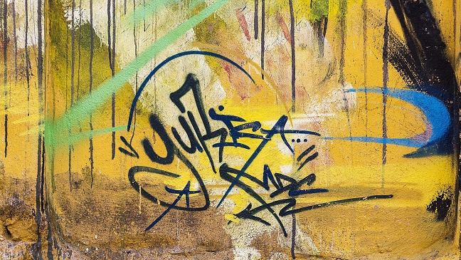 Graffiti auf einer Windkraftanlage
