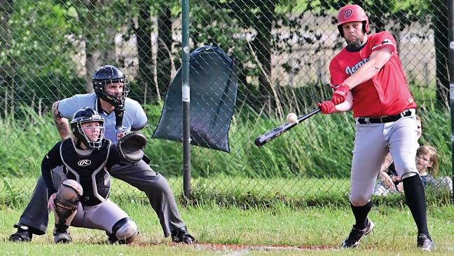 Jemgumer Baseballer stehen vor letztem Heimspiel
