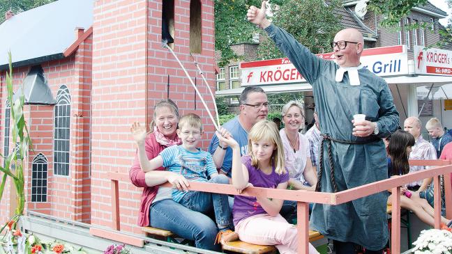 Tanz, Musik und ein Festumzug
