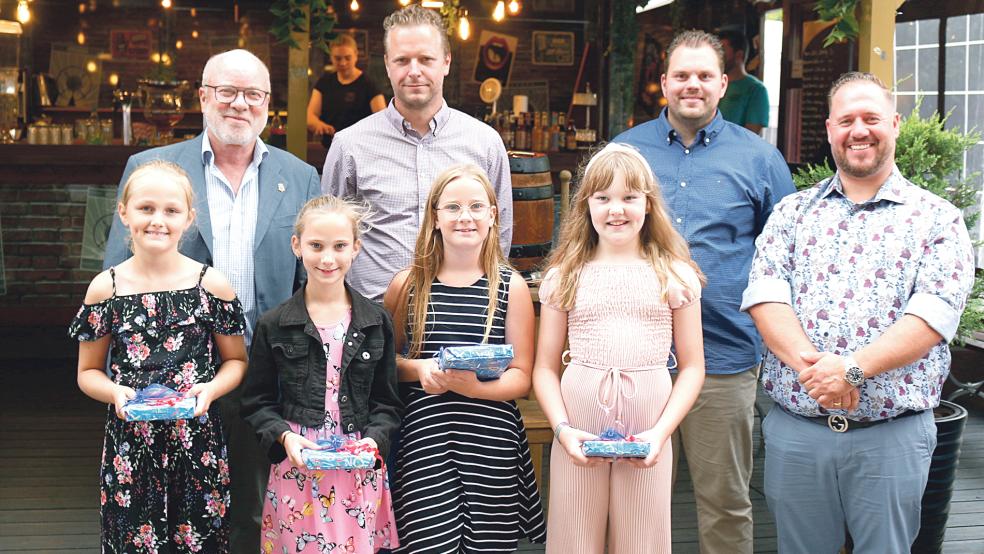 Zur Eröffnung eine Geburtstagsüberraschung - Rheiderland Zeitung