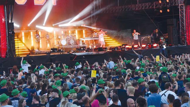 29.000 Menschen feiern eine ausgelassene Party