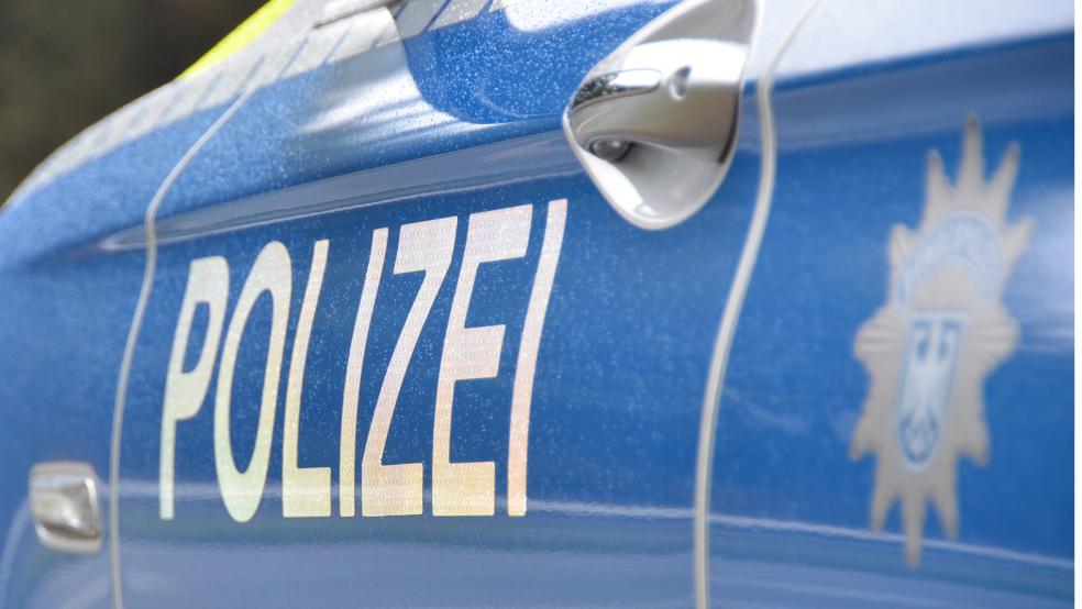 Die Polizei sucht nach dem Fahrer eines blauen Opel, der eine 15-jährige Radfahrerin gestreift hat und danach Unfallflucht beging.  © Foto: Bundespolizei