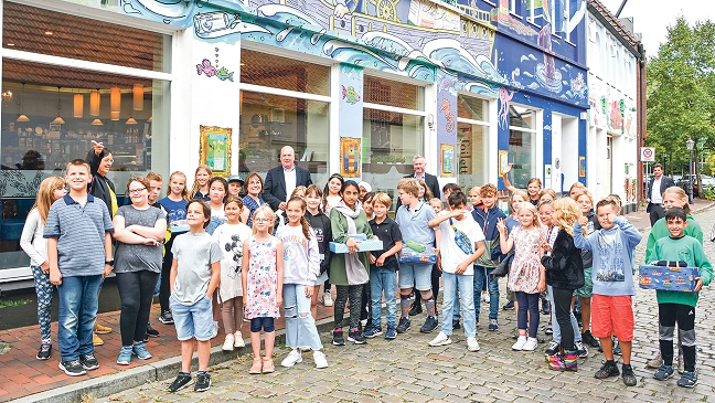 Werke der Grundschüler in Altstadt enthüllt