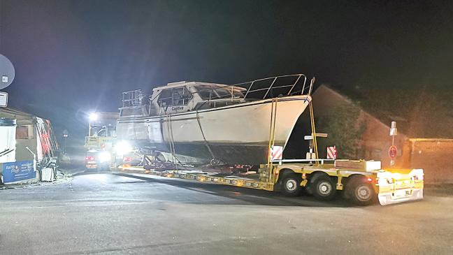 Schrottschiff entfernt