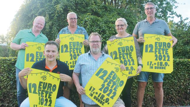 Schon 60 Teilnehmer beim Festumzug