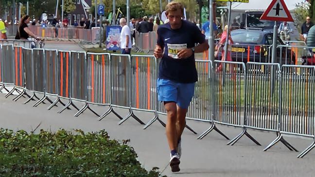 Rheiderländer laufen 100 Kilometer