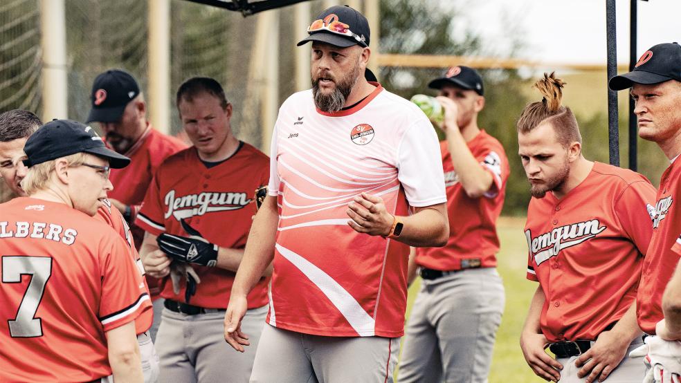 Dykereeves-Coach Jens Flink hofft auf eine erneut verbesserte Leistung seiner Mannschaft.  © Foto: Wienberg