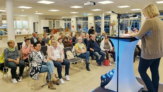 Lesung begeistert das Bunder Publikum