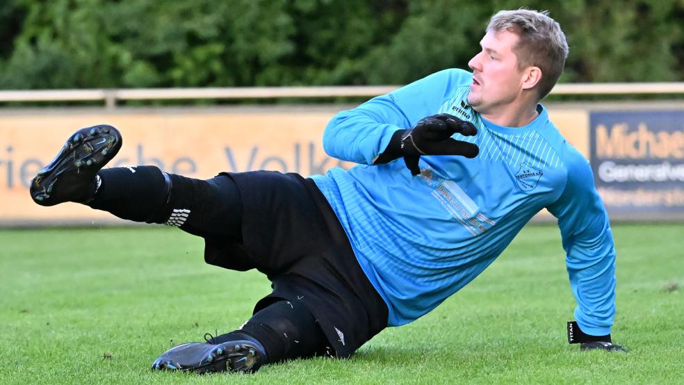 Teutonia-Keeper Steffen Müller parierte zahlreiche Bunder Chancen bärenstark.  © Foto: Bruins