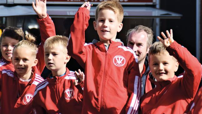Auch das Wetter spielte mit: Tausende Besucher bei der Euro-Fete in Bunde