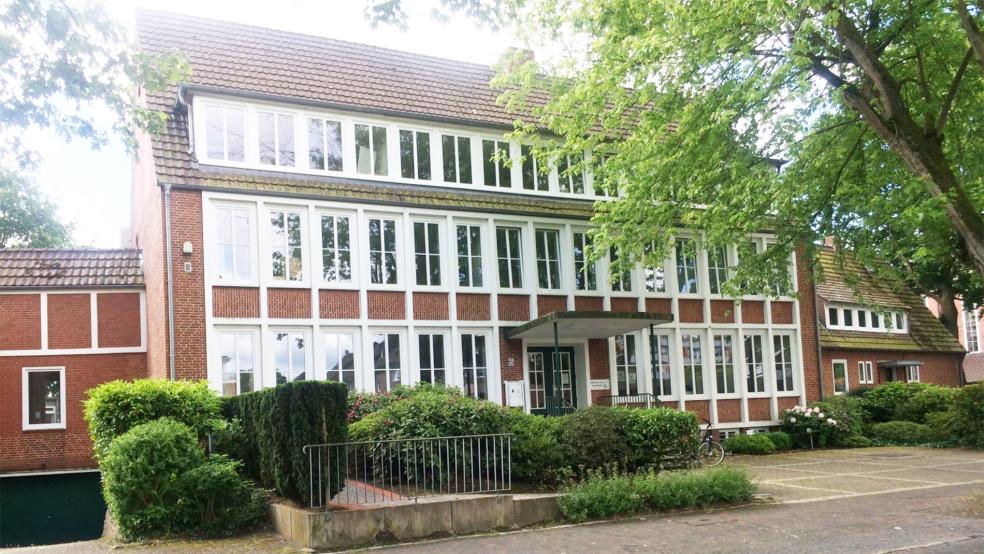 Im Rahmen eines Gesamtgebäudekonzeptes will die Landeskirche prüfen, auf welchen Dächern eine Photovoltaik-Anlage installiert werden kann.  © Foto: Archiv