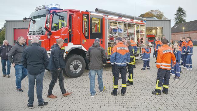 Neues Feuerwehr-Fahrzeug da