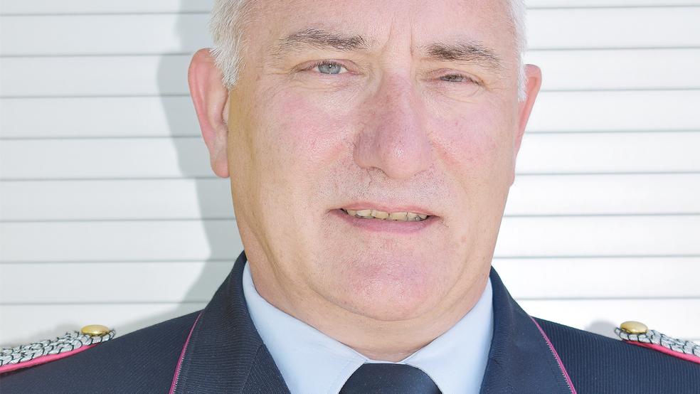 Stellvertreter Ralf Heykants aus Steenfelde könnte die Aufgaben des Kreisbrandmeisters bis zur Wahl eines Nachfolgers von Johann Waten kommissarisch übernehmen.  © Foto: Kuper