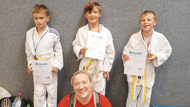 Judoka holen erste Medaillen