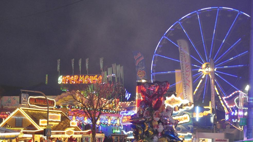 Auf dem Gallimarkt in Leer ist es am späten Samstagabend zu einem sexuellen Übergriff auf eine 22-jährige Frau gekommen. Die Polizei bittet um Hinweise. © Wolters (Symbolfoto)