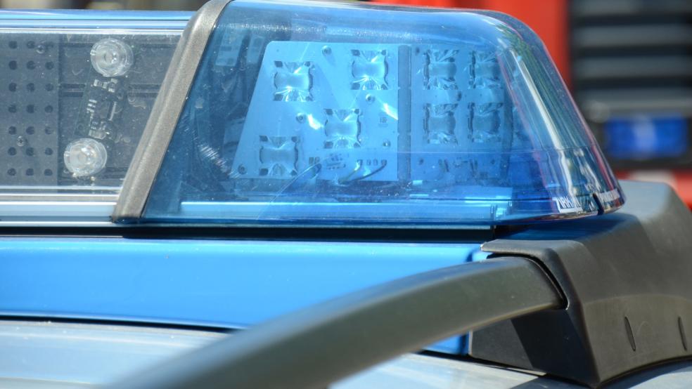 Die Polizei hatte mit einem 24-jährigen Leeraner alle Hände voll zu tun. © Hanken/Archiv