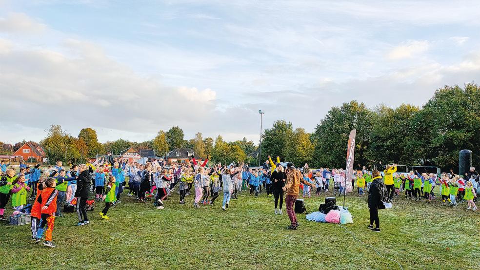 Freude an der Bewegung wecken sollte ein gemeinsamer Aktionstag der Grundschulen Holthusen und Stapelmoor.  © Foto: privat