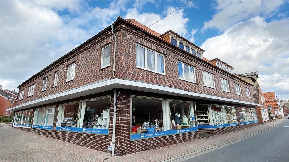 Muss diese Woche geschlossen bleiben: Das Soziale Kaufhaus an der Süderstraße in Weener.  © Foto: Hanken