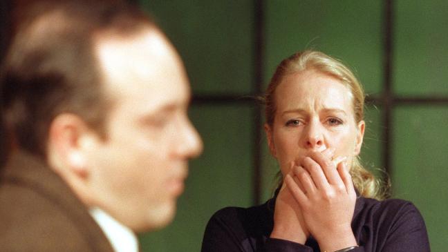 Bald Masken im Theater?