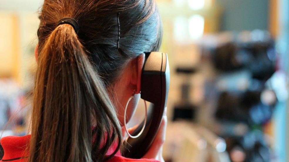 Wer von angeblichen Meinungs- oder Produktforschern angerufen wird, sollte das Gespräch am besten sofort beenden, rät die Polizei.  © Symbolfoto: Pixabay