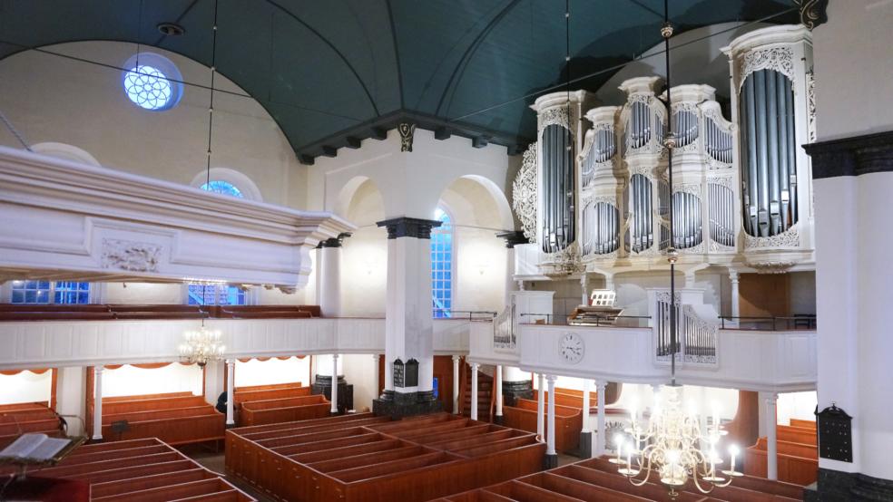 Die Bauweise der Großen Kirche in Leer stammt aus den Niederlanden.  © Foto: Landeskirche