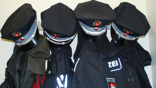 Weeneraner flüchten vor der Polizei