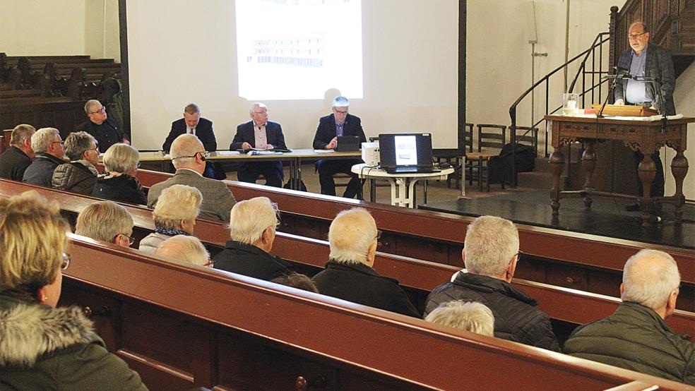 Zum zweiten Mal versammelte sich der Krankenhausverein zu seiner Mitgliederversammlung in der Georgskirche.  © Fotos: Busemann 