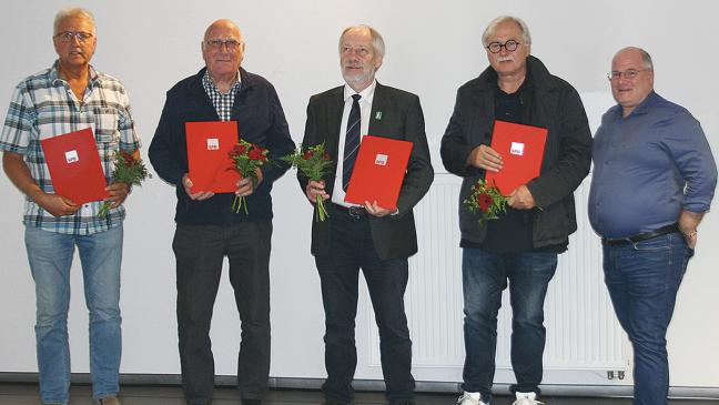 Würdigung für treue Genossen