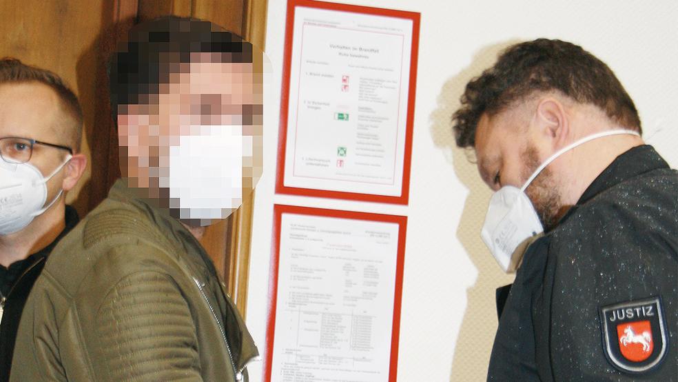 Der mutmaßliche Chef der Drogenbande ließ sich noch nicht zu der Anklage ein.  © Foto: Ricken