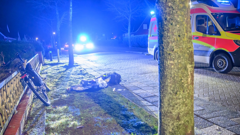 Schwer verletzt wurde in der vergangenen Nacht ein 50-jähriger Mann aus Weener. Er war in Holthusen mit seinem E-Bike verunglückt. © Bruins