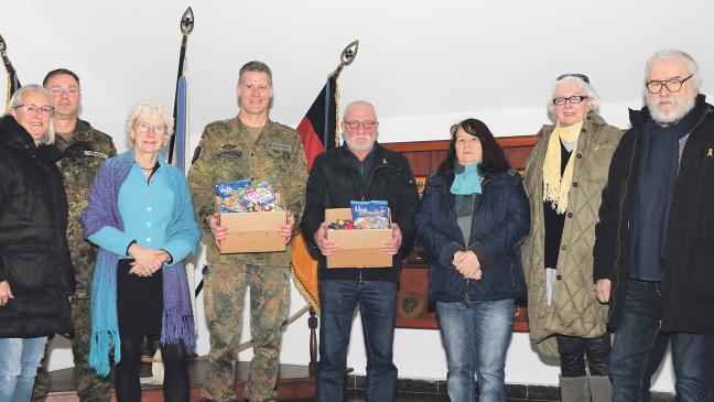 Geschenke kommen per Feldpost