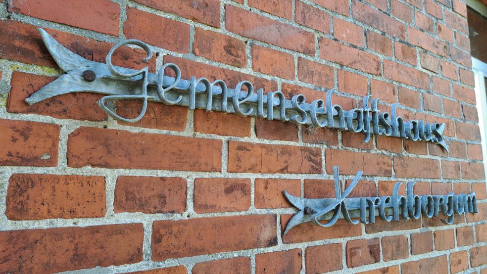 Wegen Baufälligkeit kann das ehemalige Dorfgemeinschaftshaus bereits seit 2018 nicht mehr von den Kirchborgumern genutzt werden.  © Szyska