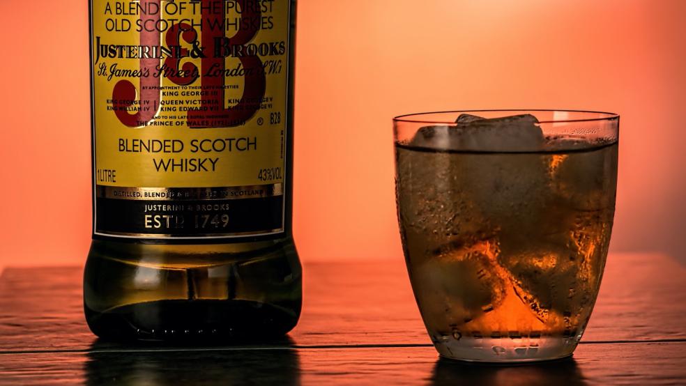 Der Mann stahl Whisky und tauschte ihn gegen Kokain ein.  © Pixabay