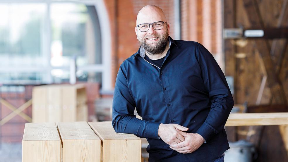 Daniel van Lengen im Zollhaus in Leer.  © Foto: Olthoff