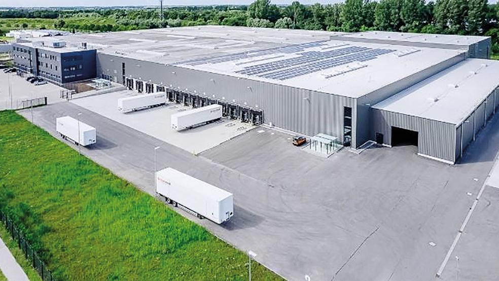 Die großen neuen Hallen von Brose Sitech im Emder Frisia-Industriepark nahe dem VW-Werk.  © Foto: Brose Sitech