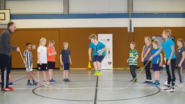 Seilspringen für ein gesundes Kinderherz