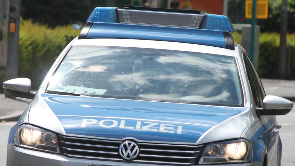 An beiden Fahrzeugen entstanden Sachschäden. Der Pkw des 18-Jährigen war nicht mehr fahrbereit und musste abgeschleppt werden. © Pixabay (Symbolfoto)