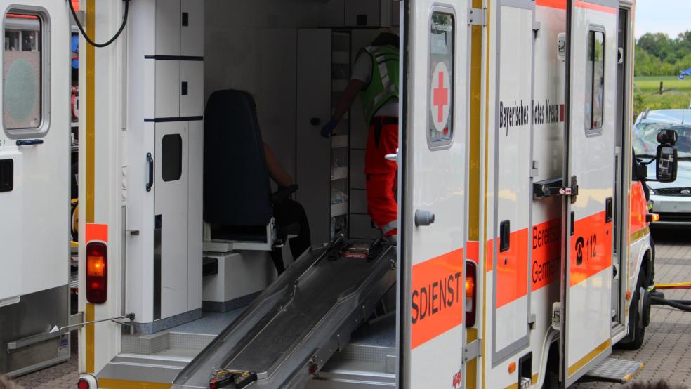 Zwei Verletzte gab es bei einem Unfall in Leer. © Pixabay